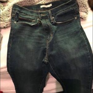 High Waisted Levi’s Slimming Skinny Jeans